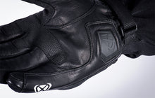 Load image into Gallery viewer, Ixon Pro Axle Winter Gloves - Black