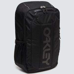 Oakley Enduro 3.0 Backpack - 20L - Blackout