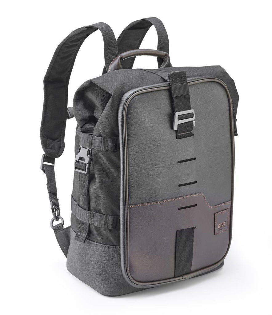 CRM101_backpack LR