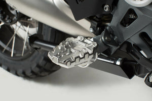 SW Motech EVO Footrest - Triumph Tiger 1050 BMW R NineT