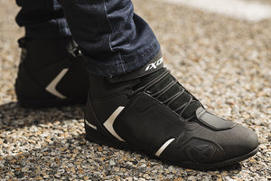 Ixon Gambler Waterproof Boots - Black